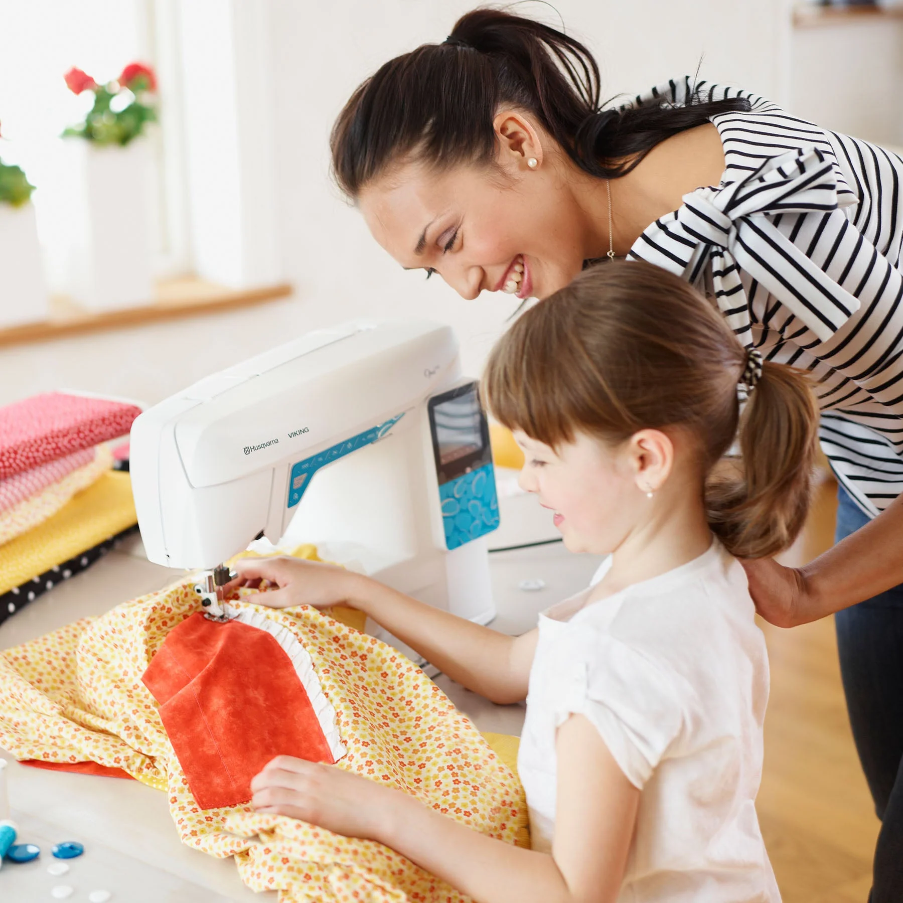 HUSQVARNA® VIKING® OPAL™ 670 Sewing Machine - Image 5